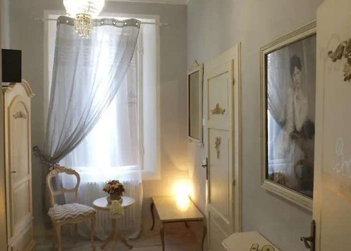 Bed and Breakfast Antica Loggetta Ραβένα